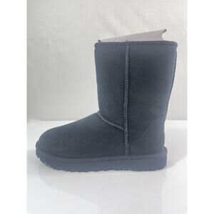 UGG Classic Short II Boots Womens Size 7 Black Suede Shearling Winter Warm